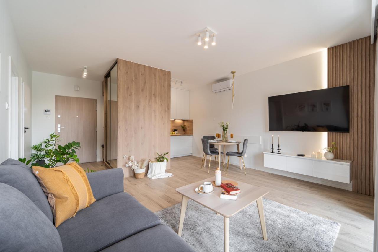 Apartament Kameralis Old Town - Klimatyzacja - Balkon - Winda Elblag Eksteriør bilde